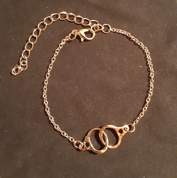Jewelry - Handcuffs Punk Bracelet